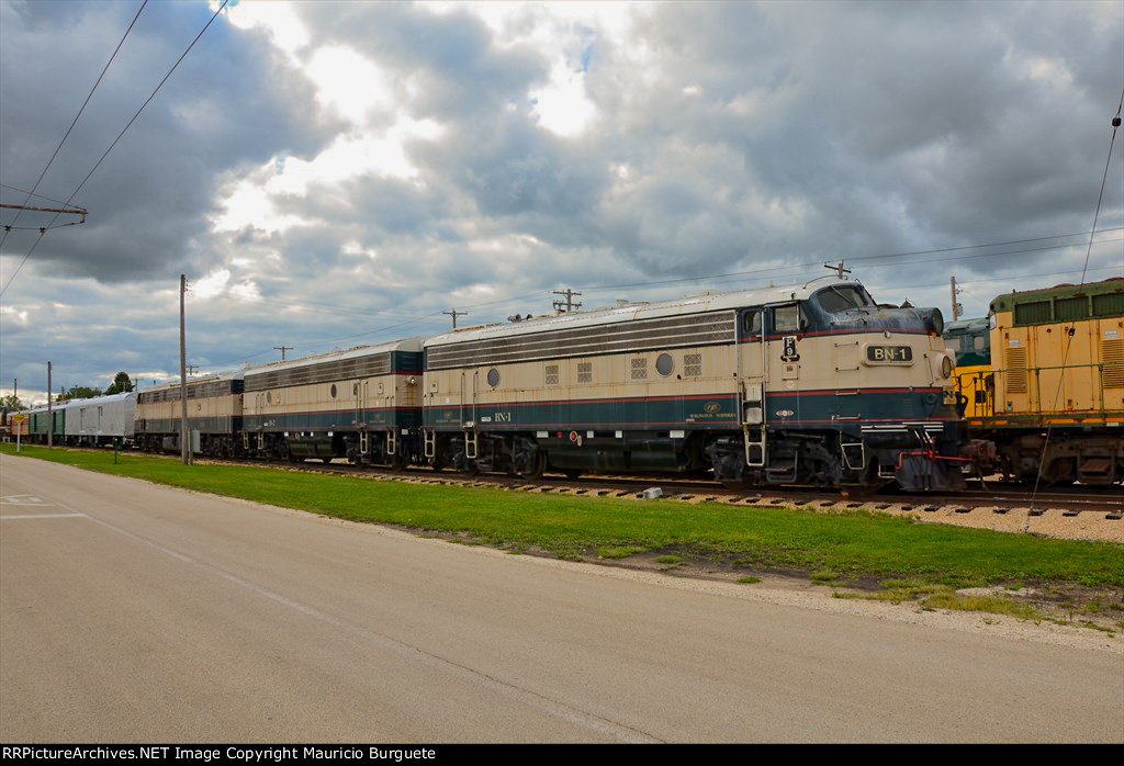 Burlington Northern F-9 A-B-AM Diesel Locomotive